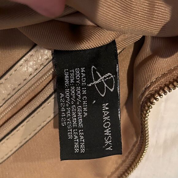 B. Makowsky Leather Bag with Crossbody strap. Cream leather with snakeskin trim - Picture 7 of 8